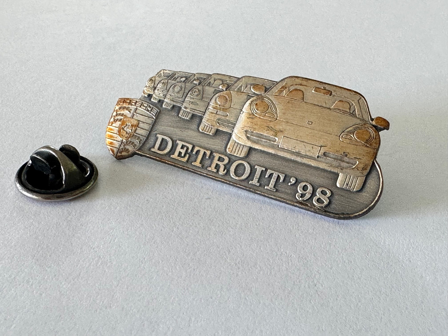 Pin Badge Porsche Detroit '98